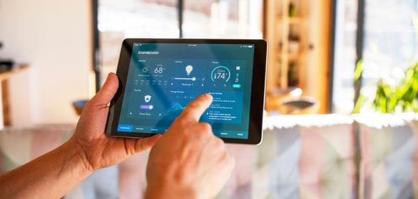 Smart home-tech